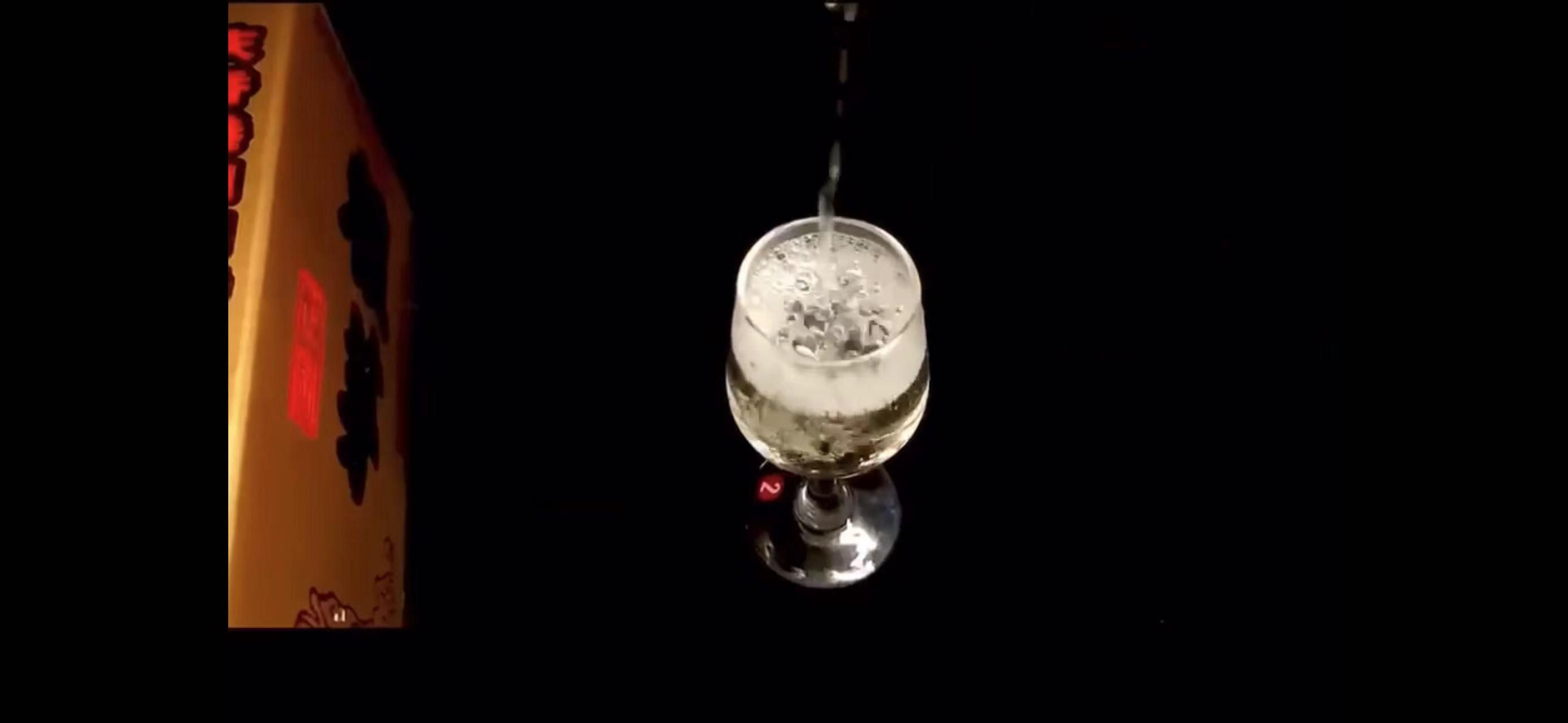 香港回归特制赖茅一斤多少钱,97年香港回归赖茅酒2斤装价格