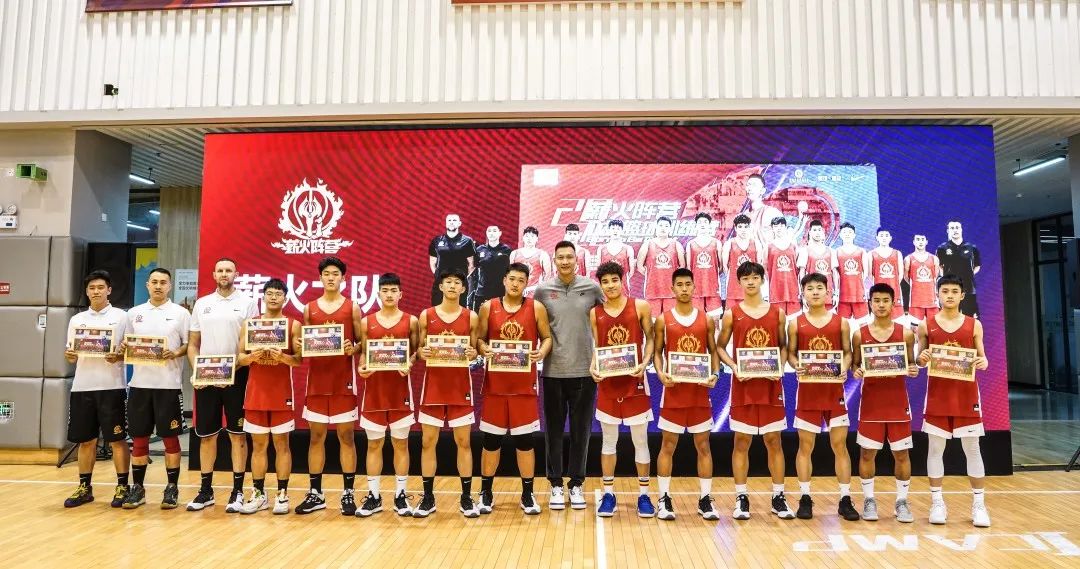 易建联全明星赛央视网,易建联微博获奖感言