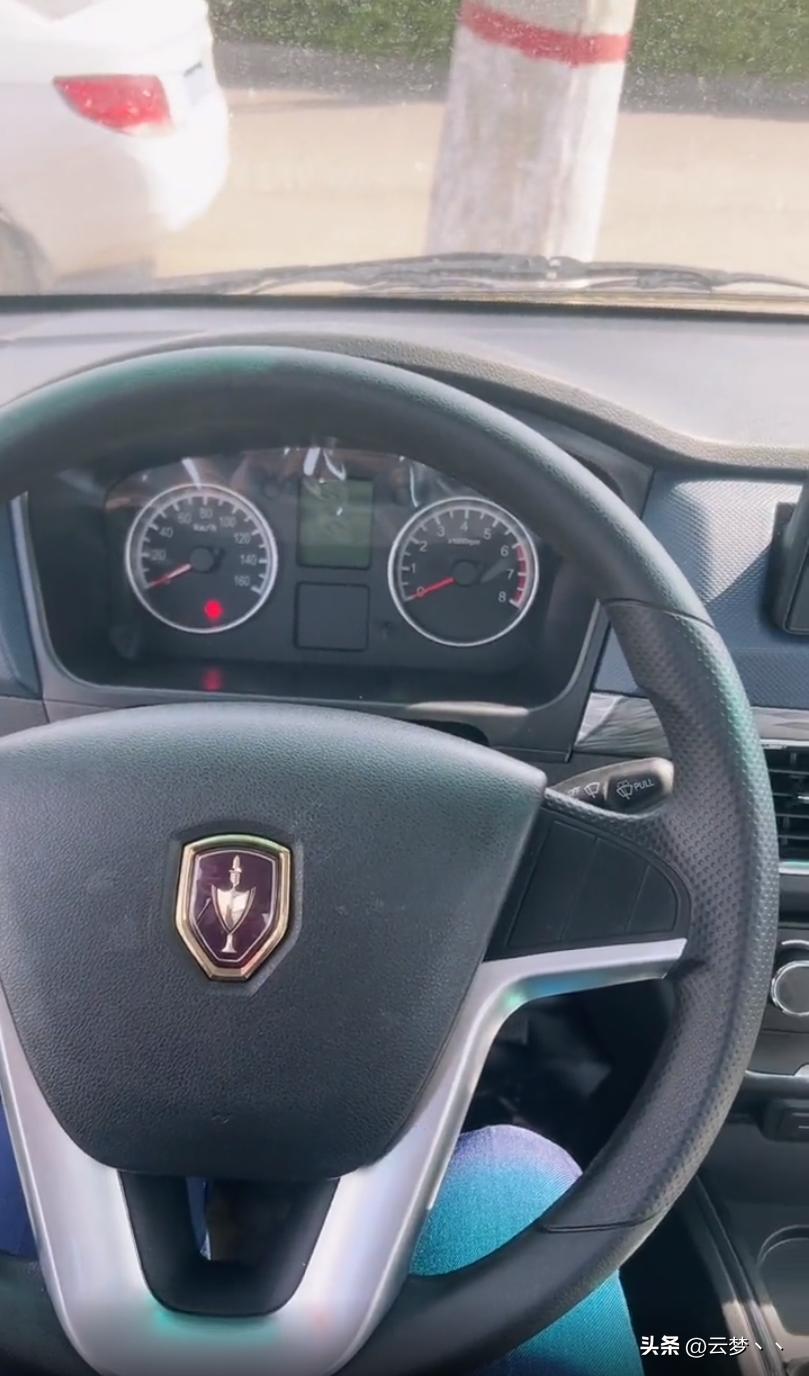 创业卖小蛋糕,创业就买面包车