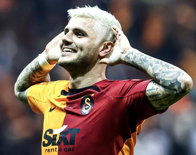 4-1！土超豪门王者归来，夺第23个联赛冠军，前国米队长双响发威