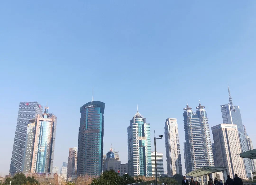 上海首批房地联动价,上海房地产回暖均价320万每套