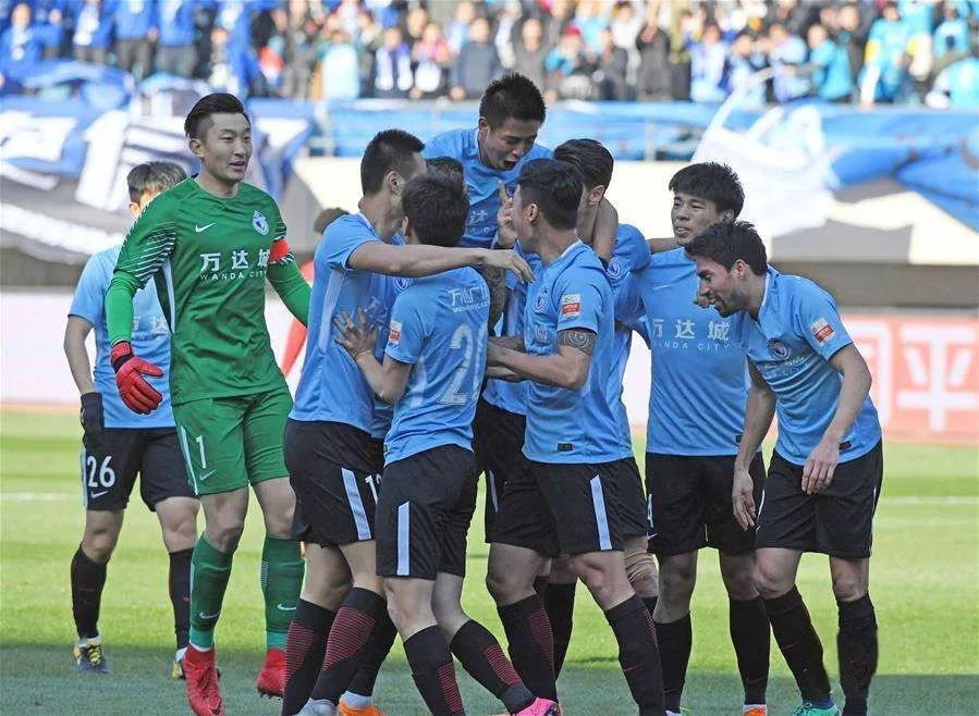 王思聪谈王健林现状,王健林4000亿负债怎么回事