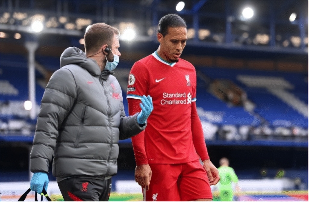 曾经的洗碗工一夜成名大网红,利物浦欧冠夺冠从更衣室到领奖台