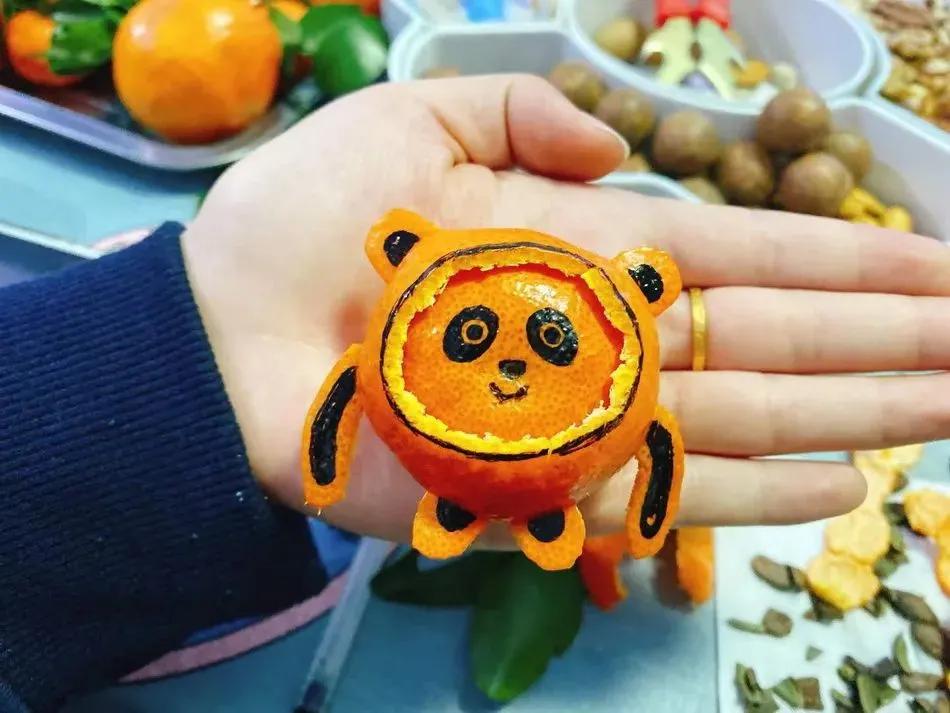 骗子盯上冰墩墩,冰墩墩被骗2万如何处理