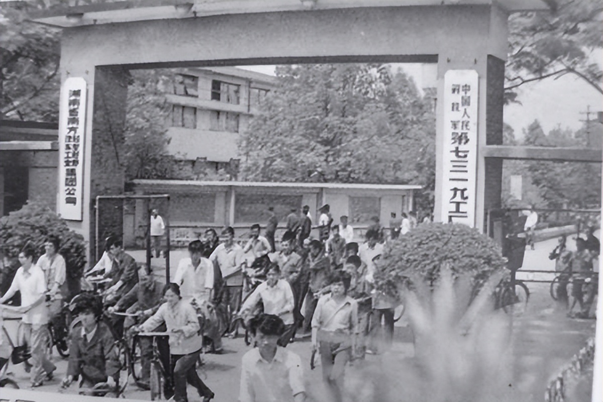 旧版猎豹与三菱帕杰罗,猎豹汽车和帕杰罗