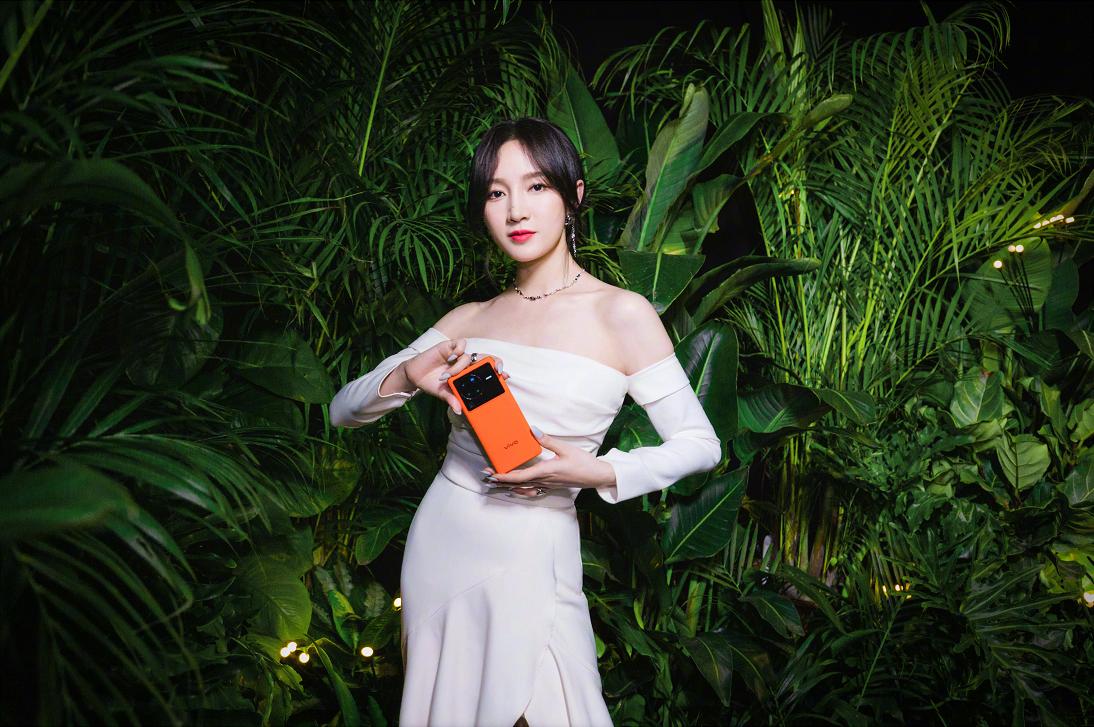 oppo拍照最好的三款手机,2021公认拍照最好的三款手机