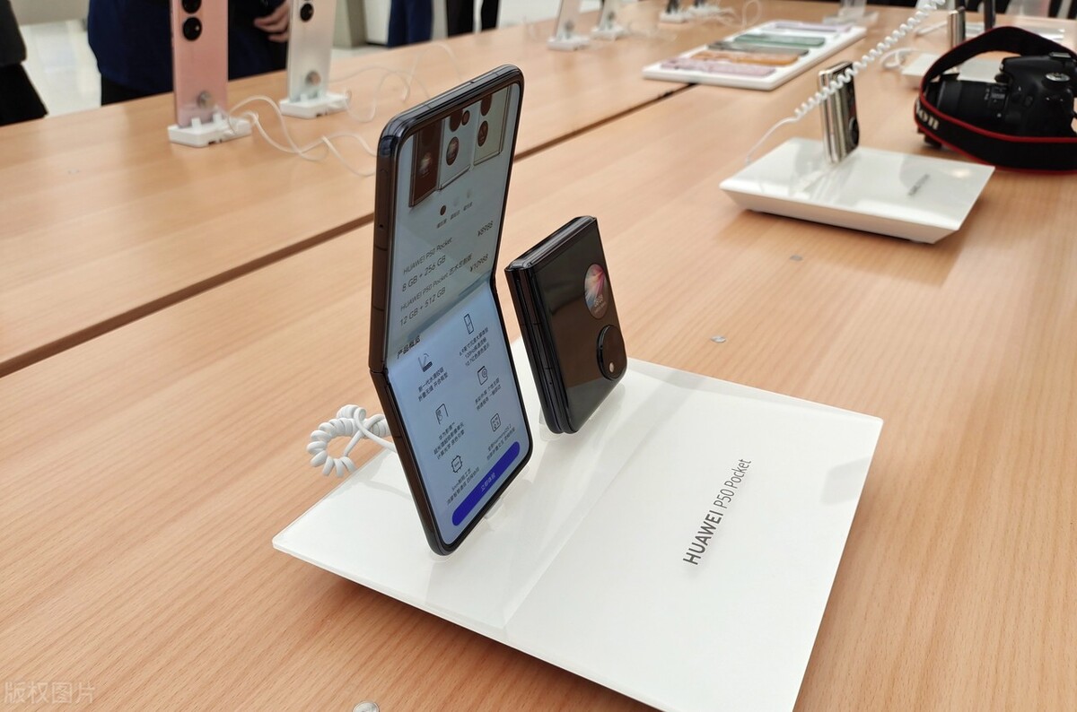 华为p50pocket外观详细介绍,华为p50pocket会比官方售价高吗