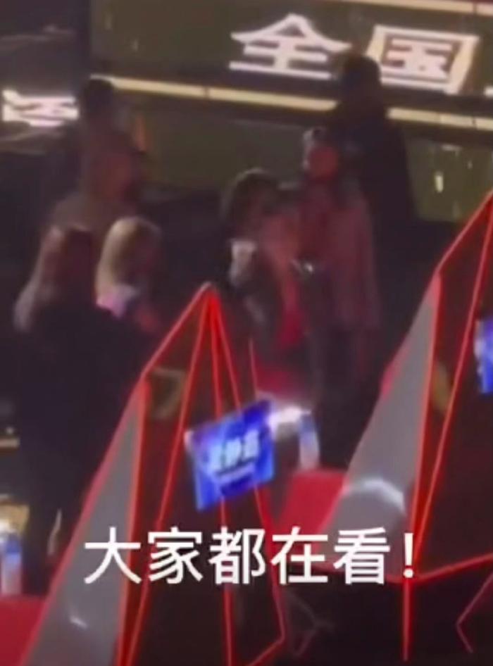 李玟在好声音造成了什么影响,李玟在中国好声音17分钟录音曝光