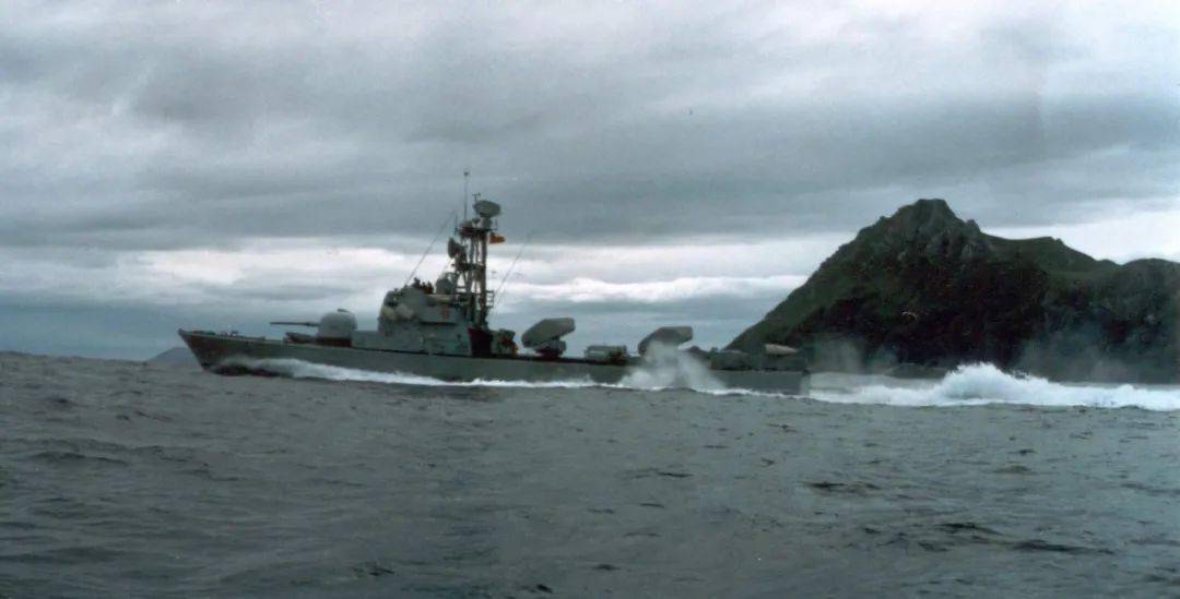 萨尔4.5级导弹艇,以色列导弹巡洋舰