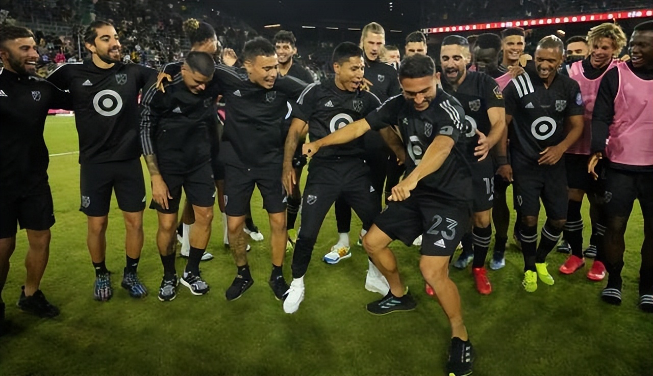 美国足球有明星吗,美国足球有哪些明星球员