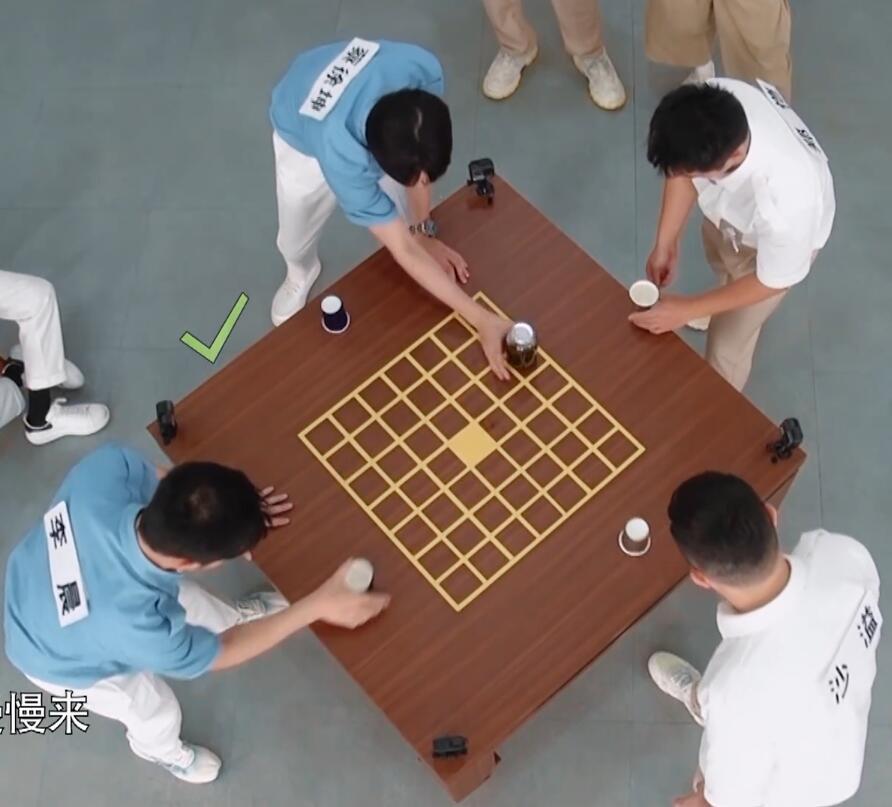 奔跑吧第十季第八期导演玩游戏,奔跑吧第三季第10期为跑男助兴