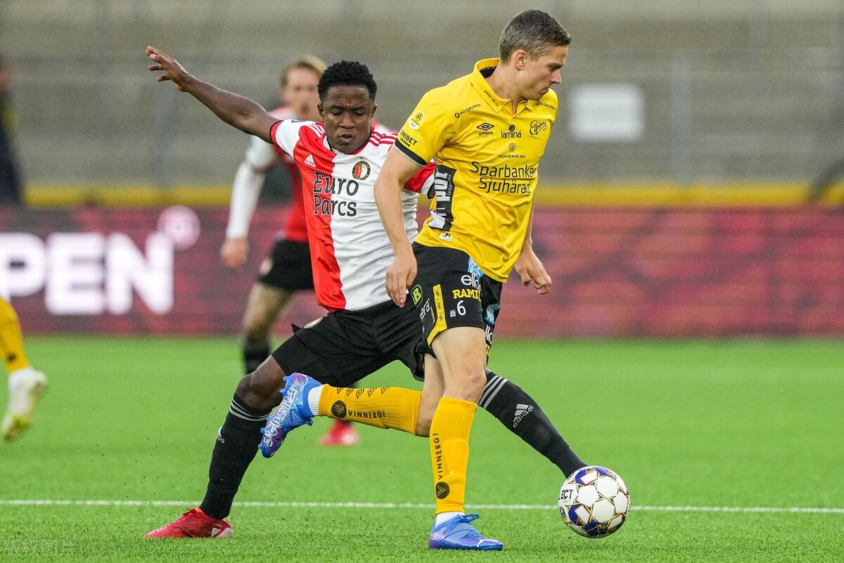 今日足球推荐斯佩齐亚vs国际米兰,足球贝蒂斯vs赫罗纳比分