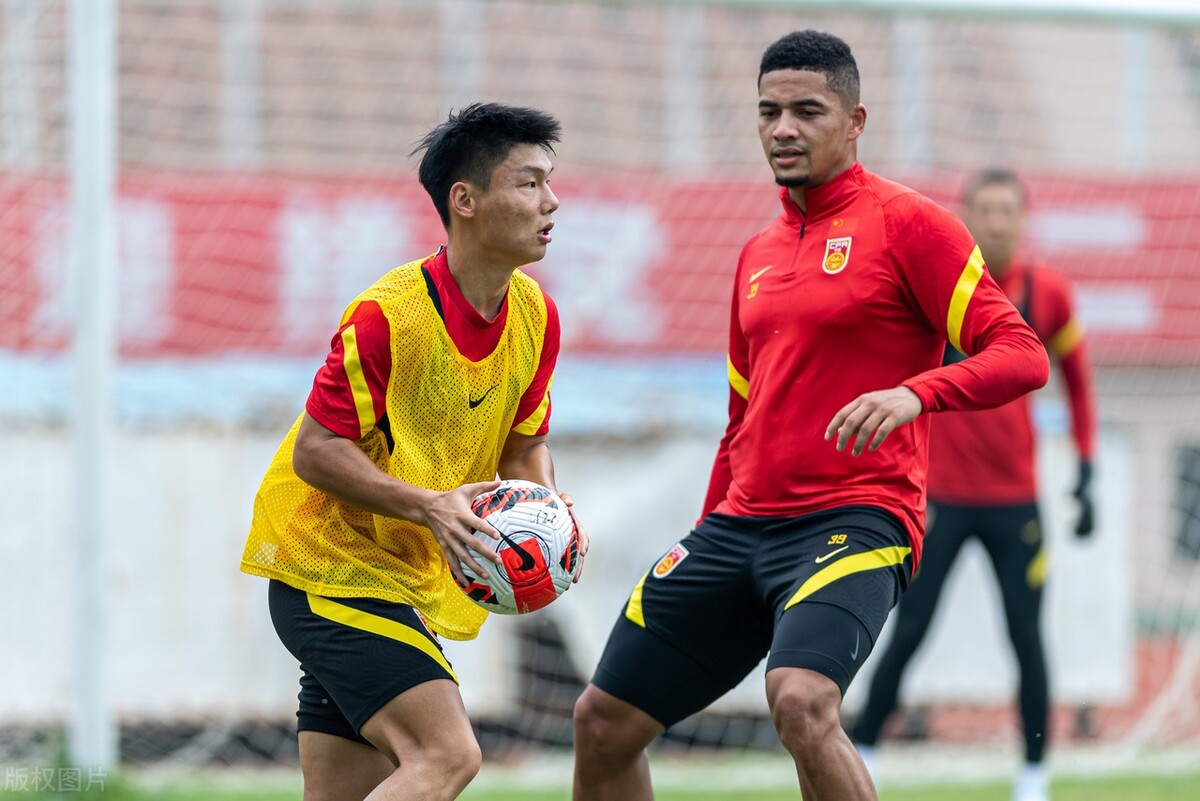 cctv5直播中国男足对泰国男足比赛,亚洲杯中国男足cctv-5直播