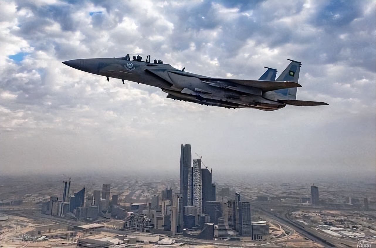 中东土豪先进预警机,老外买中国预警机