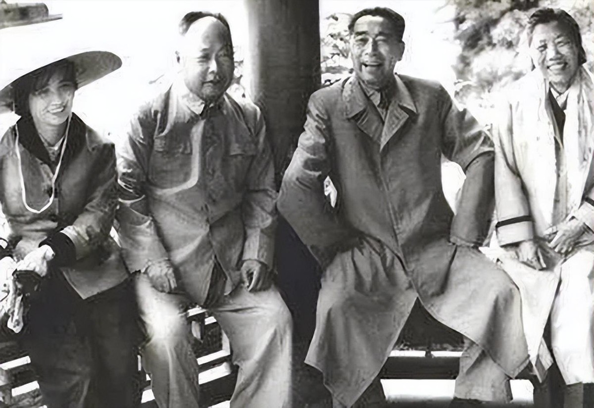 1965年陈毅在国外开会说错一句话，惹周恩来大怒：你无组织无纪律