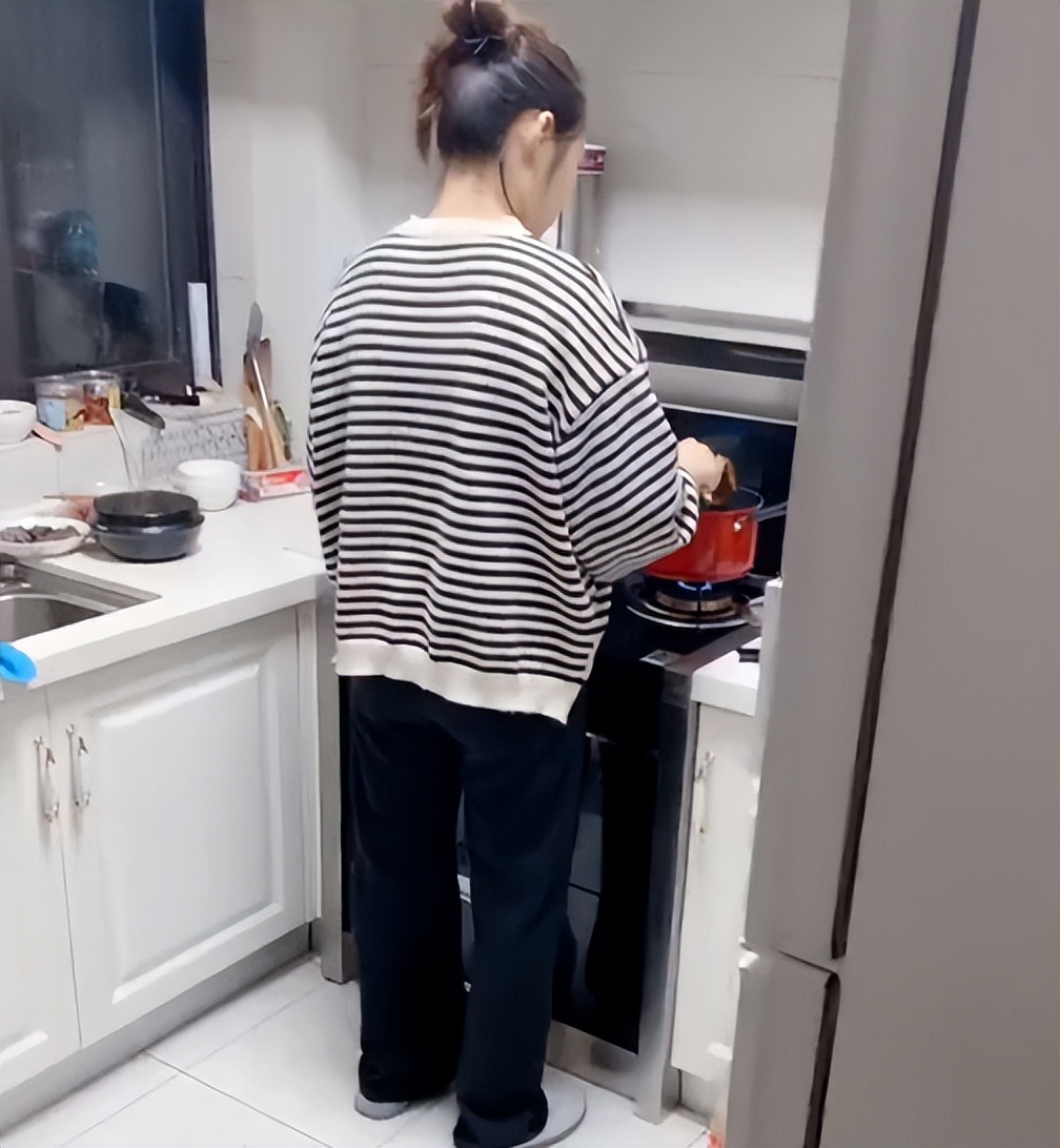 朝鲜美女娶中国小伙,朝鲜姑娘嫁中国小伙子