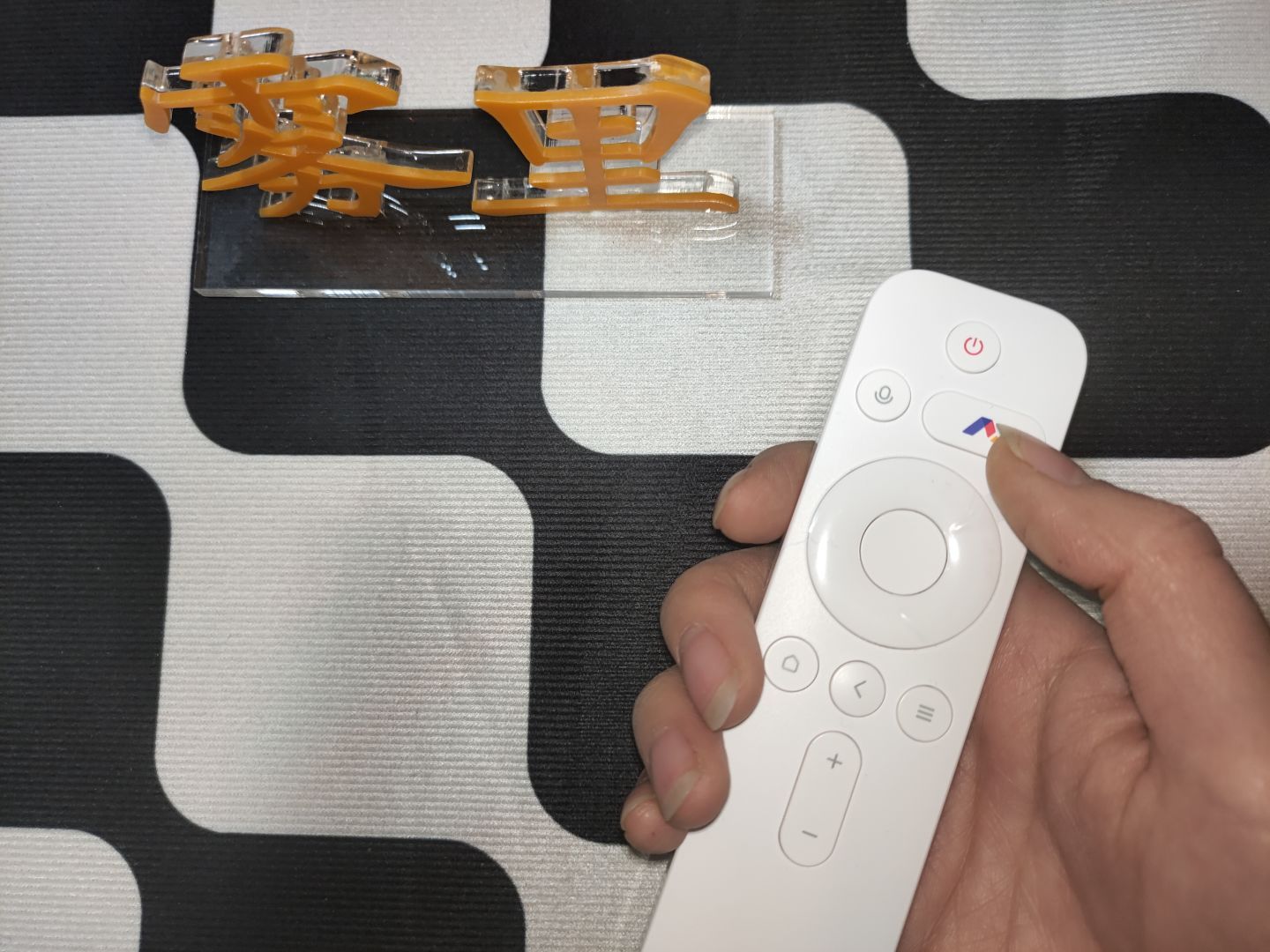 小明投影仪q2pro和q3pro区别,小明q2pro投影仪调多少寸合适