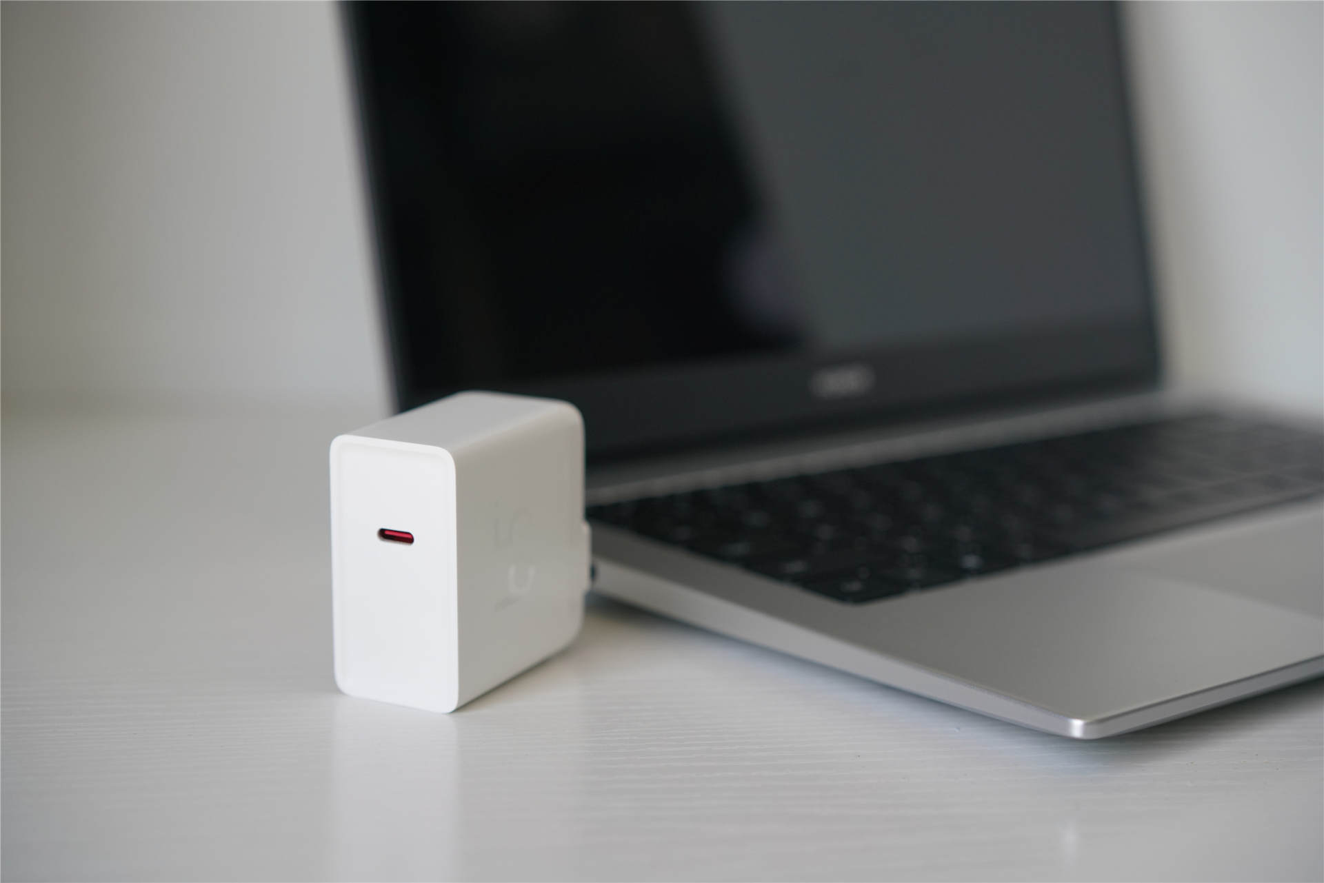 支持多种协议无线快充,aigo多接口快充