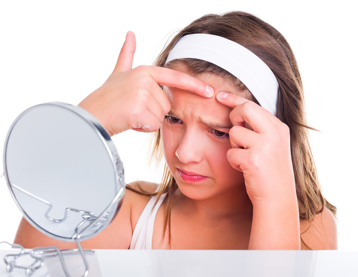 为什么脸上会长青春痘,少年脸上长了好多青春痘怎么办