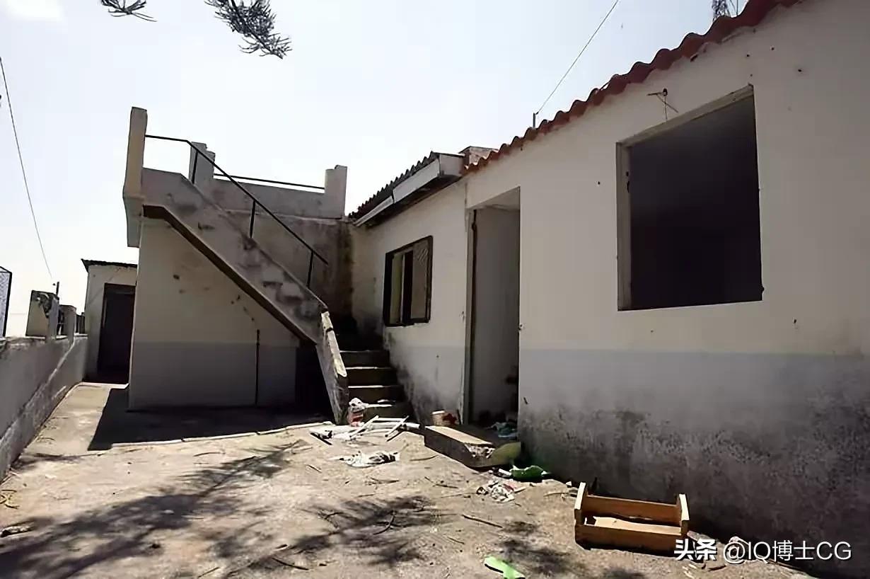 c罗年轻时独自一人踏上生涯之路,年轻的c罗就已成就世界级球员