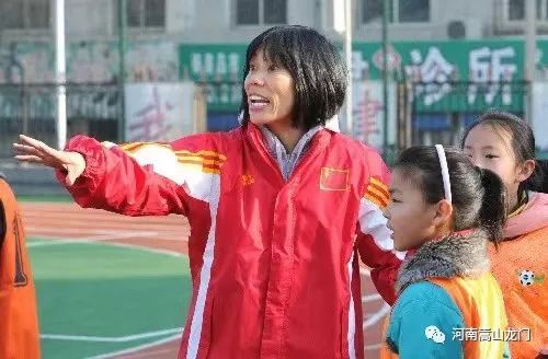 女足范运杰身披几号球衣,河南女足范运杰