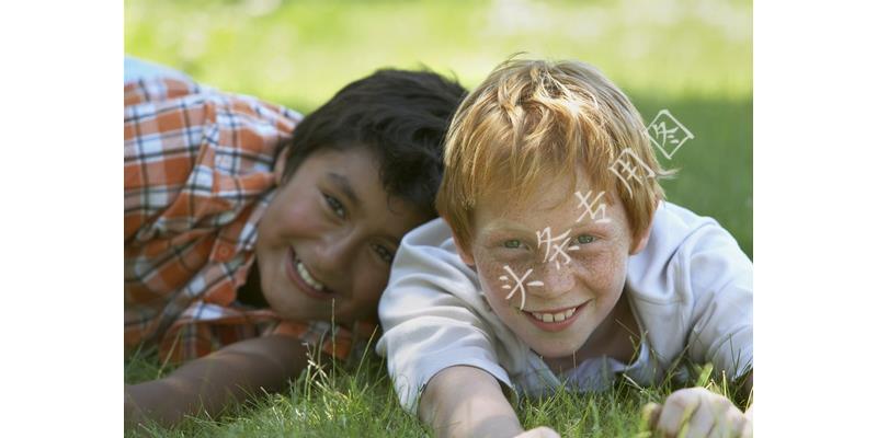 凤凰男母亲退出家族群：“红包你们发100，让我发8000，想得美”