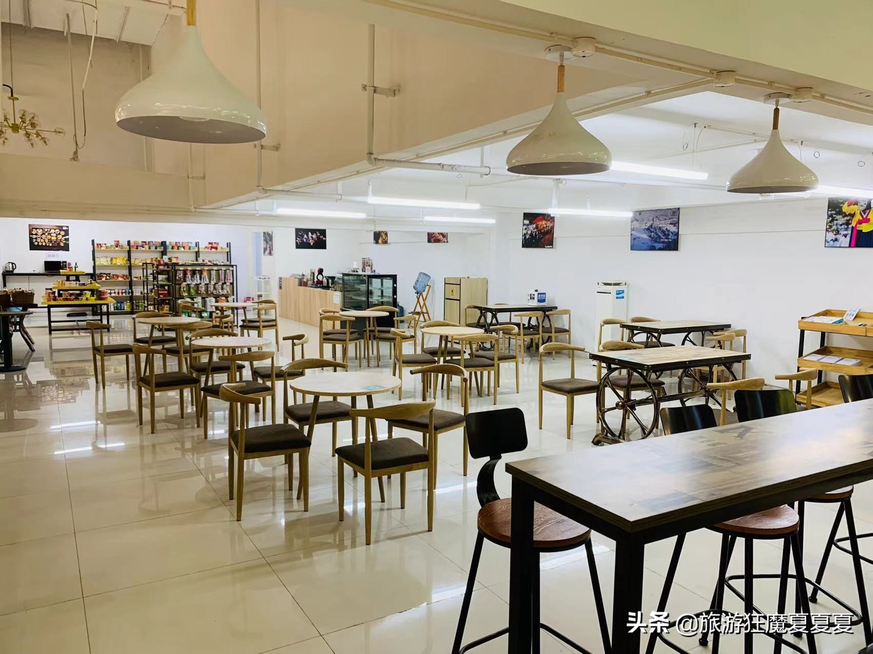 成都竟有一个商场只卖韩装，还有专门拍照打卡一条街，韩范儿十足