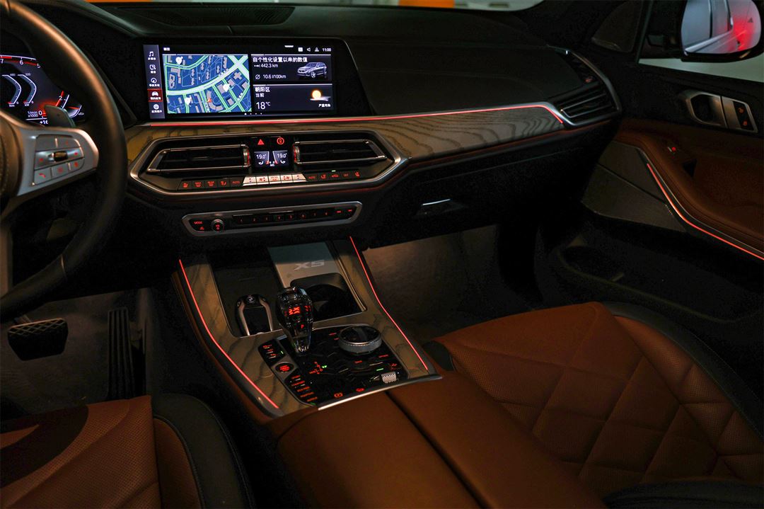 新款宝马x5值得买吗,2022款宝马x540im运动套装