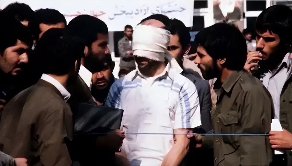 美国与伊朗的不解之仇,骂美国是政治正确