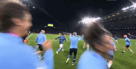 1-0夺冠，新王诞生！曼城狂欢：20天夺3冠，多人喜极而泣