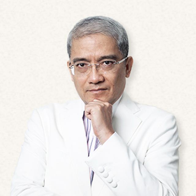 从“良心经济学家”到“江湖*子骗**”，*咸平郎**如何一步步走下神坛？