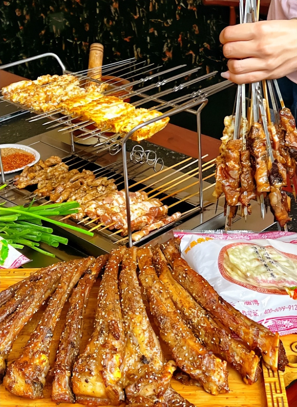 淄博烧烤开始凉了吗,淄博烧烤大量店铺转让热评