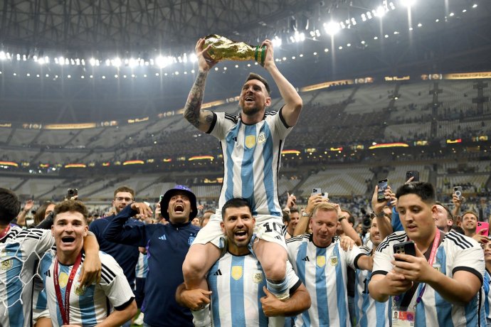 足球学校看女足,足球学校国外