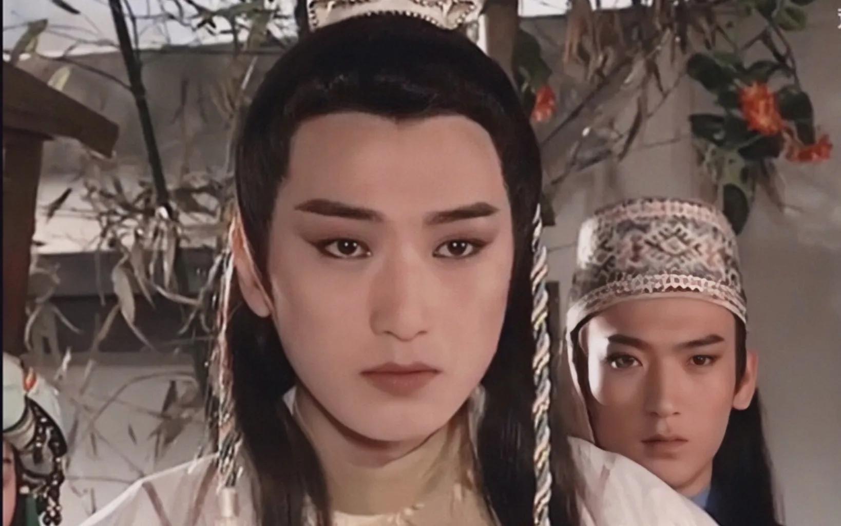 最新的男明星丹凤眼比较正宗的,四大丹凤眼男星