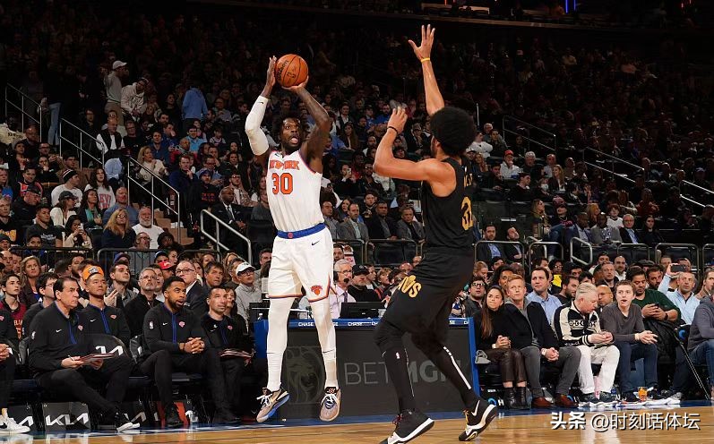 穿30号都是库里，36分13板8三分，大狙最后三不沾，锡伯杜想交易