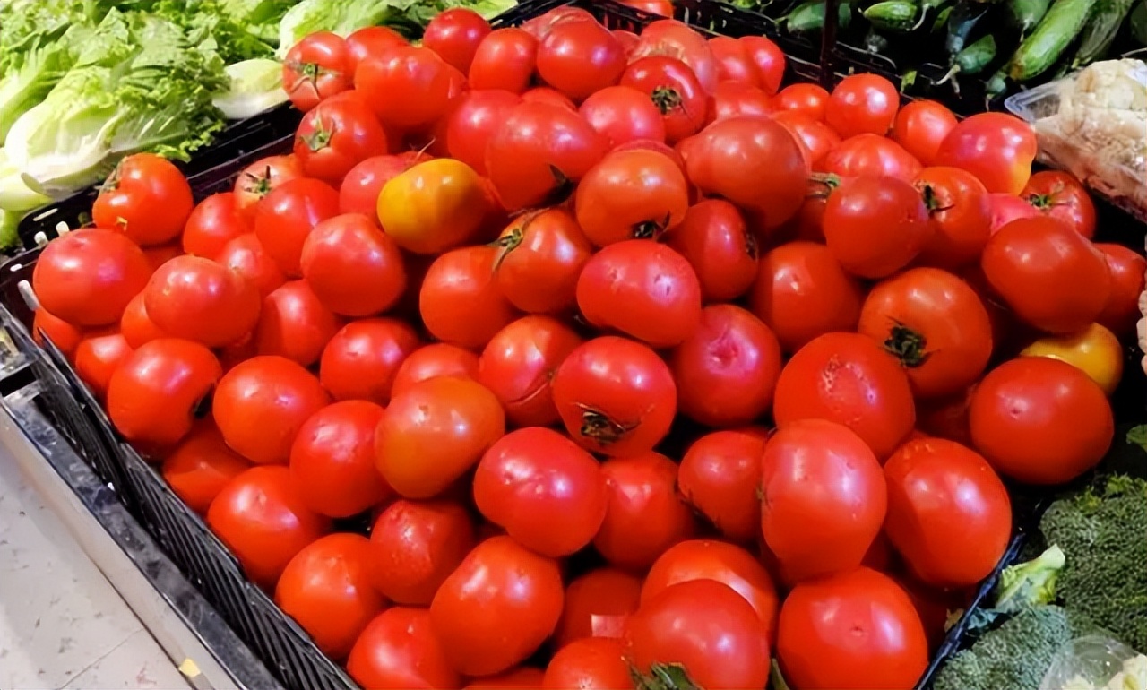 烧心反酸少吃甜的,反胃烧心反酸恶心应该少吃什么