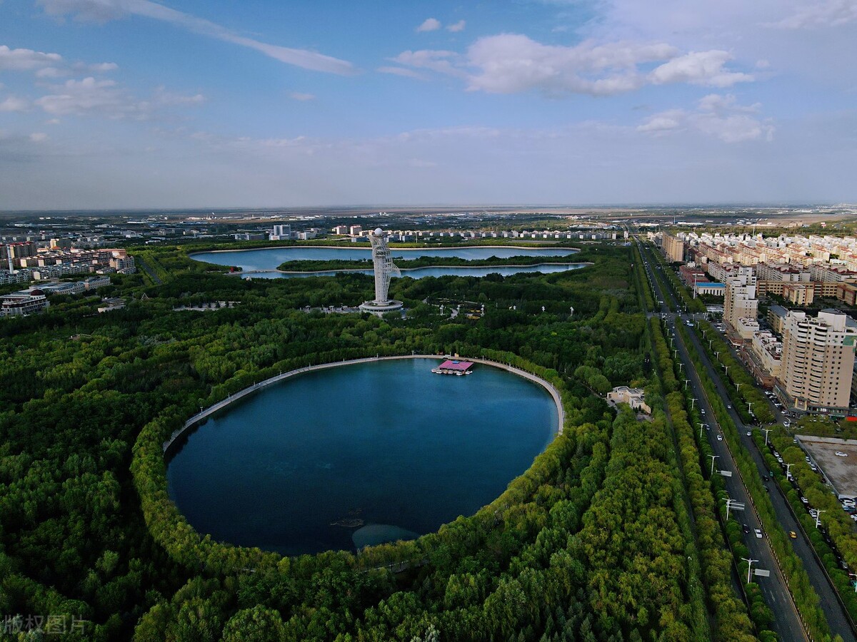 所有人都生活在异乡,异乡人想念自己的故乡