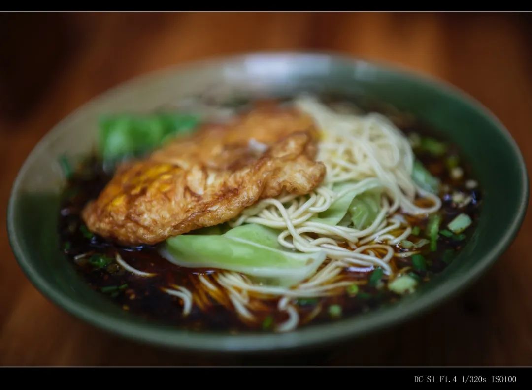 高性能微单,适马50mmf1.4老款与新款对比