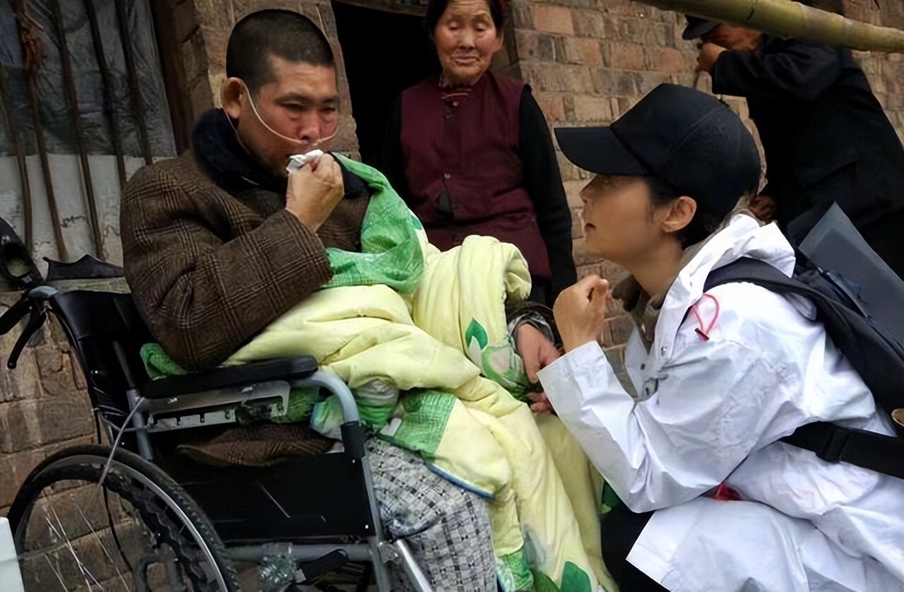 袁立红毯事件完整视频,袁立红毯事件完整版