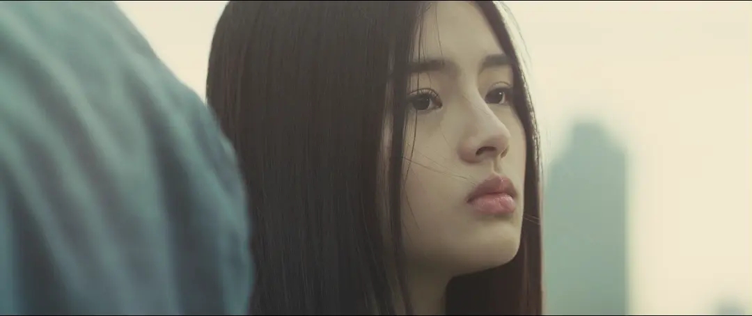 和郭富城传过绯闻，演过《美人鱼》，她还是陈钰琪版《倚天》小昭