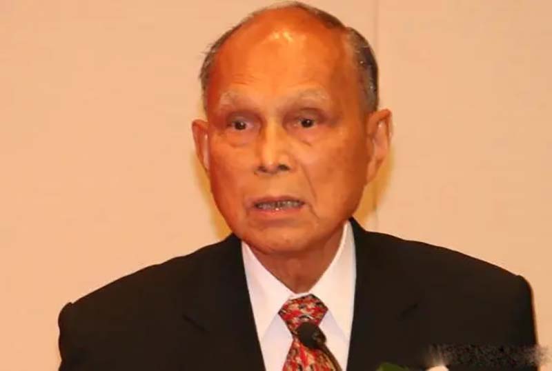 张子强接过8位富豪绑架名单时,果断划掉其中一人,此人是谁?