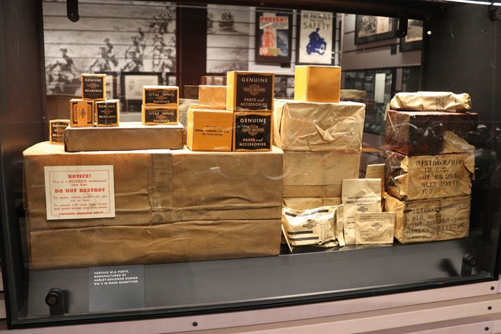 哈雷摩托车哪款改复古最好看,哈雷摩托车从第一代至今的车型