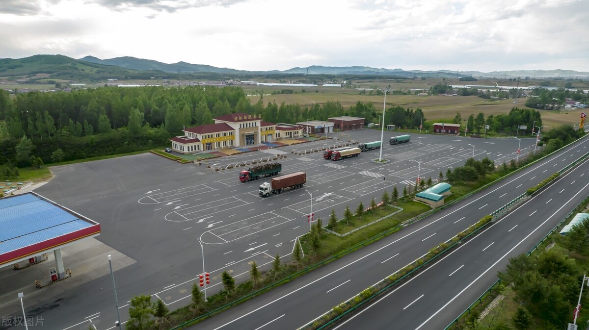 有什么方法可以克服开车犯困,开车爱犯困最有效的办法