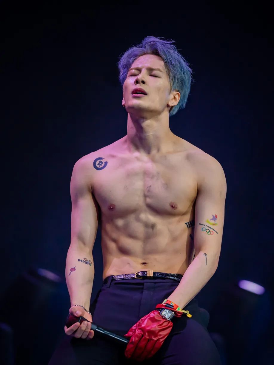 脸部凹陷腮红怎么化妆好看,整容级高光画法