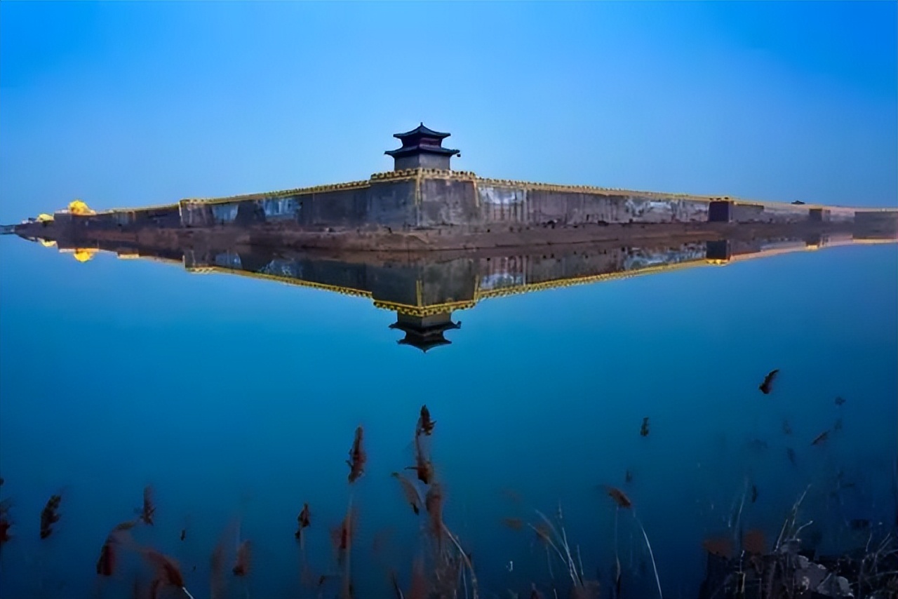 世界上最著名的十大古镇,云南著名古镇景点排名