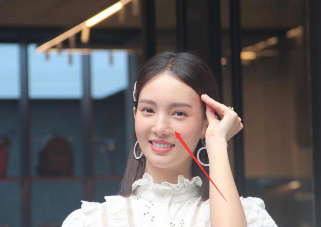 哪几个女明星的鼻子不好看,鼻子不好看的十大女星