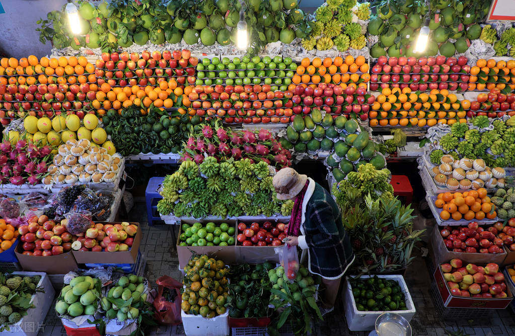 想开水果店怎么起步投资17万,投资了17万的水果店