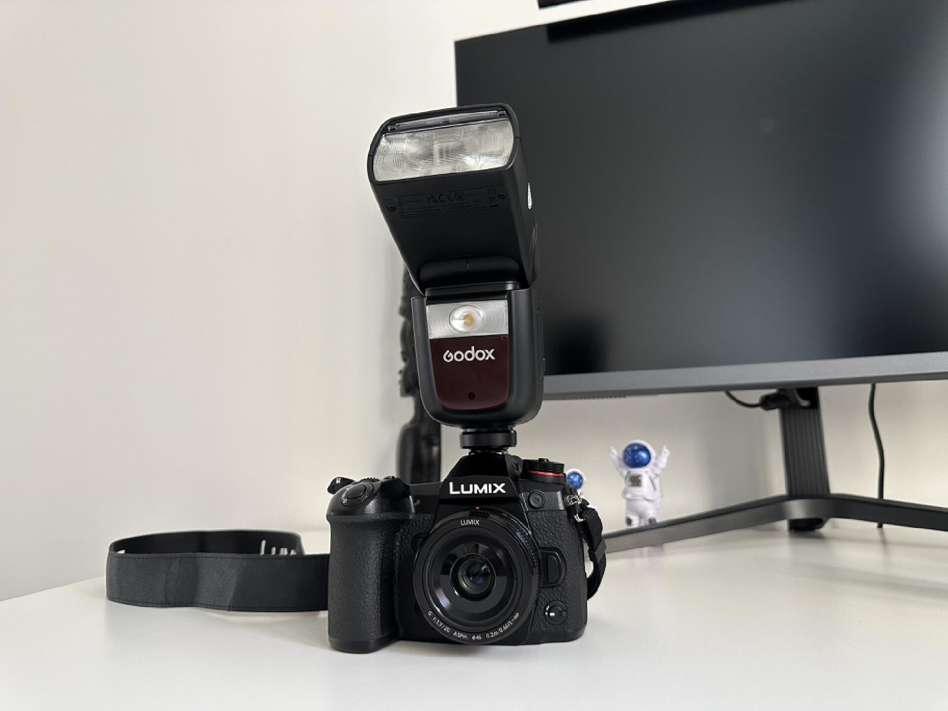 有好的摄影器材就能拍出好照片,适合新手拍摄的摄影器材