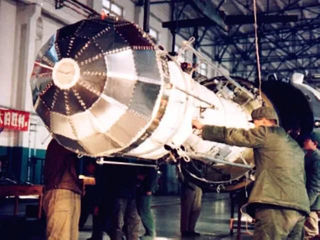 中国航天东方红一号效果如何,东方红一号地球上看得到吗