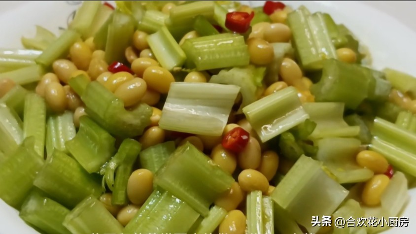 芹菜黄豆低脂做法,芹菜黄豆正宗做法